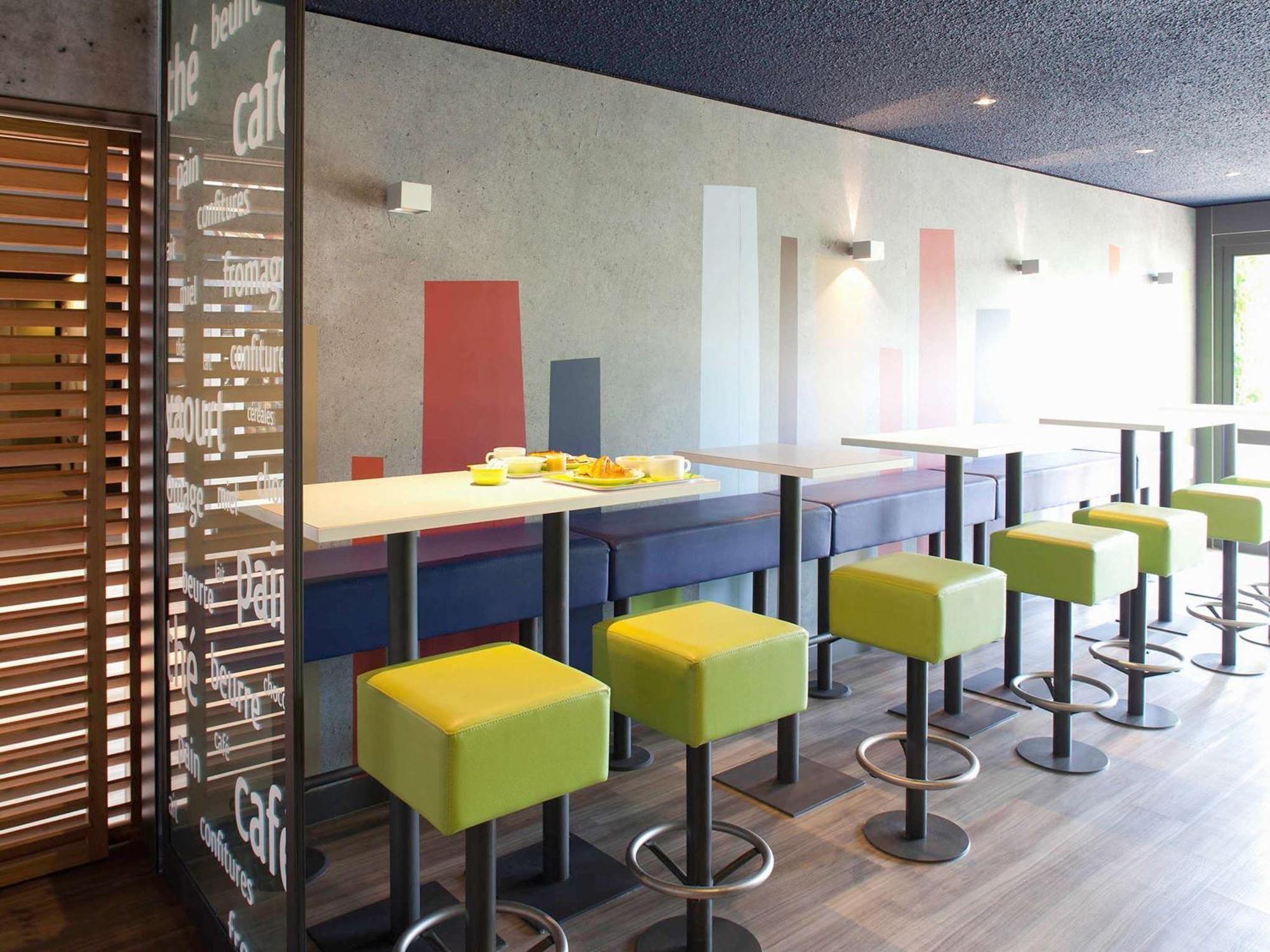 ibis budget Tarbes Exterior foto